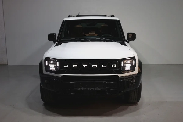 Jetour T2 Luxury Plus 2025 GCC Specs-19000km-Under warranty-Pristine condition