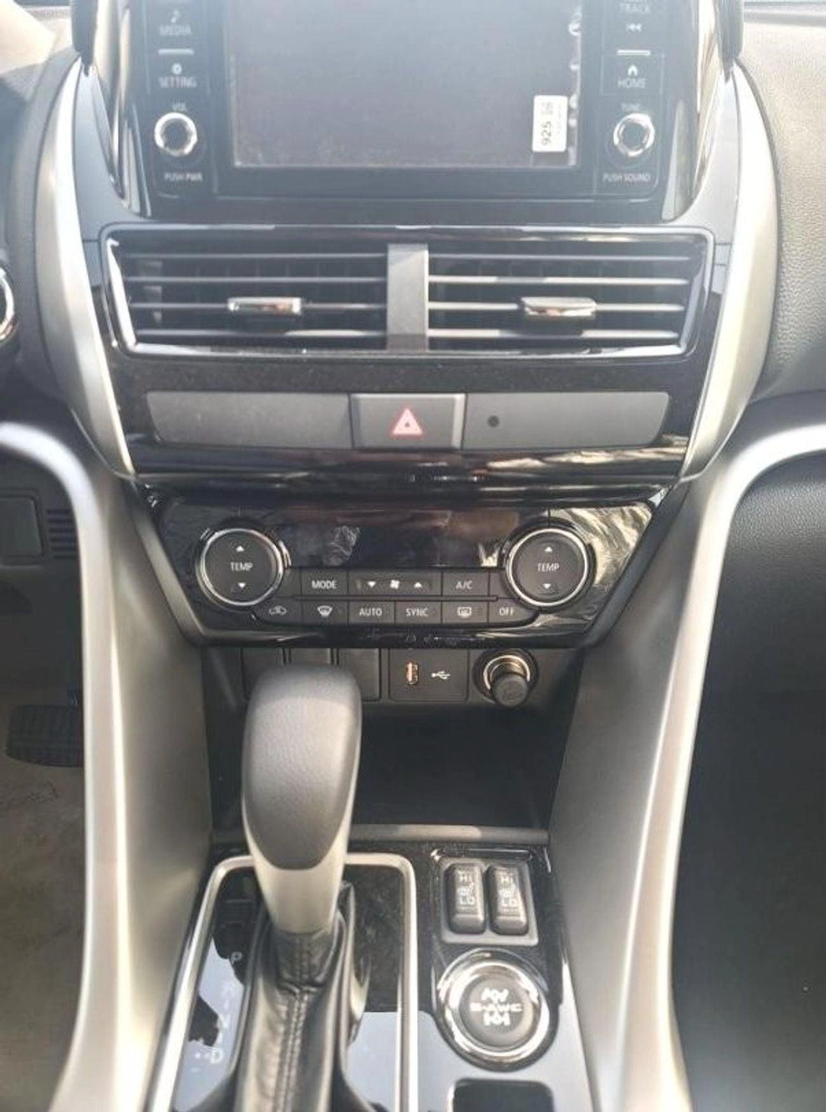 Mitsubishi Eclipse Cross GLS HIGH LINE GLX-HL 1.5L 2WD GLX 2024-14-0