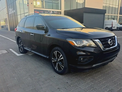 Nissan Pathfinder SL 2018, American Specs - GCC Ready!-1