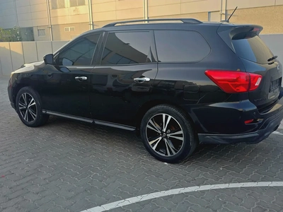 Nissan Pathfinder SL 2018, American Specs - GCC Ready!-10
