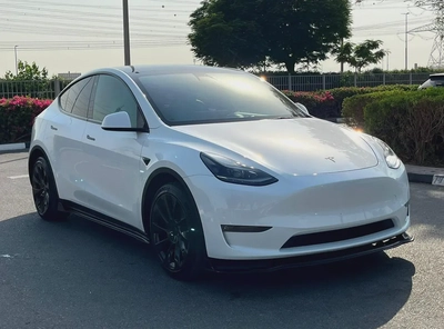 Tesla Model Y gcc First owner with service  history under  warranty-3