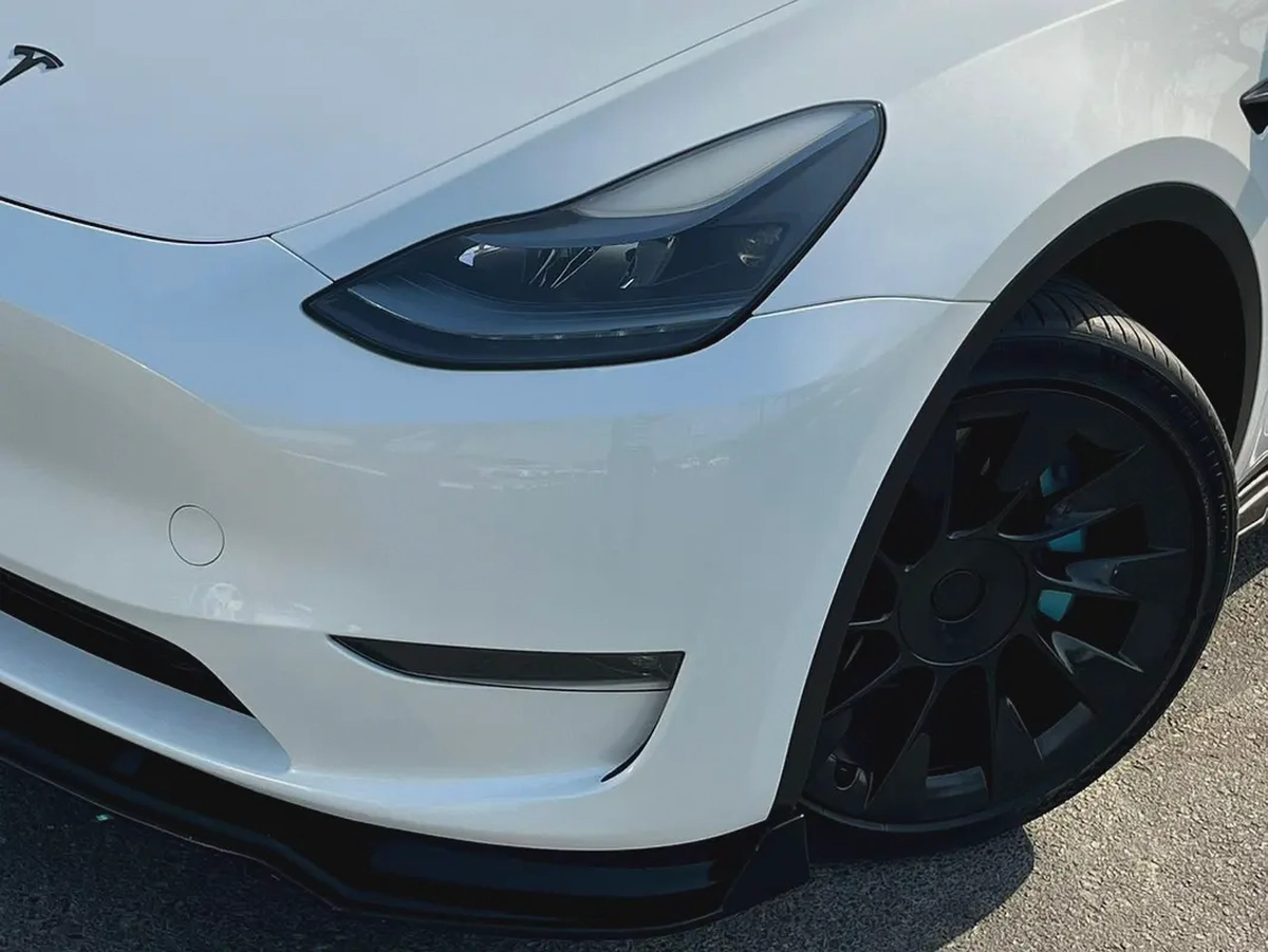 Tesla Model Y gcc First owner with service  history under  warranty