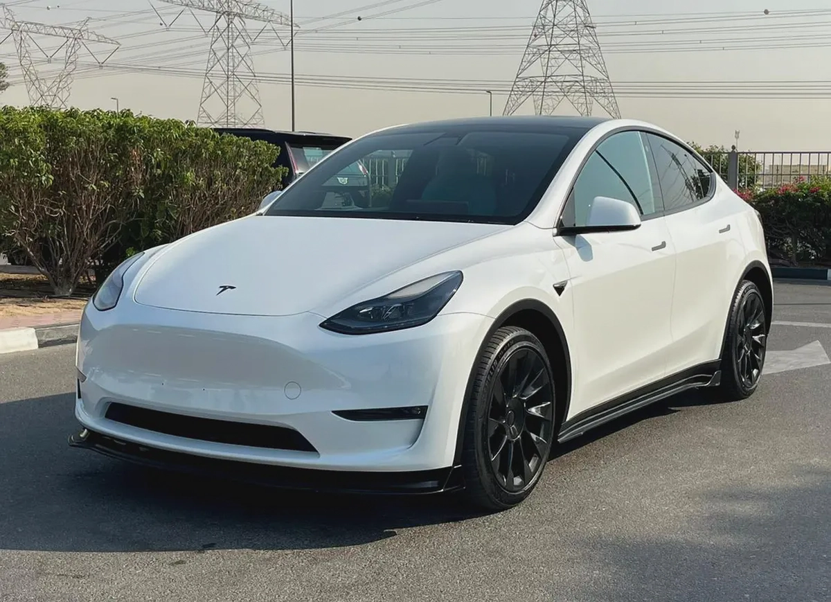 Tesla Model Y gcc First owner with service  history under  warranty