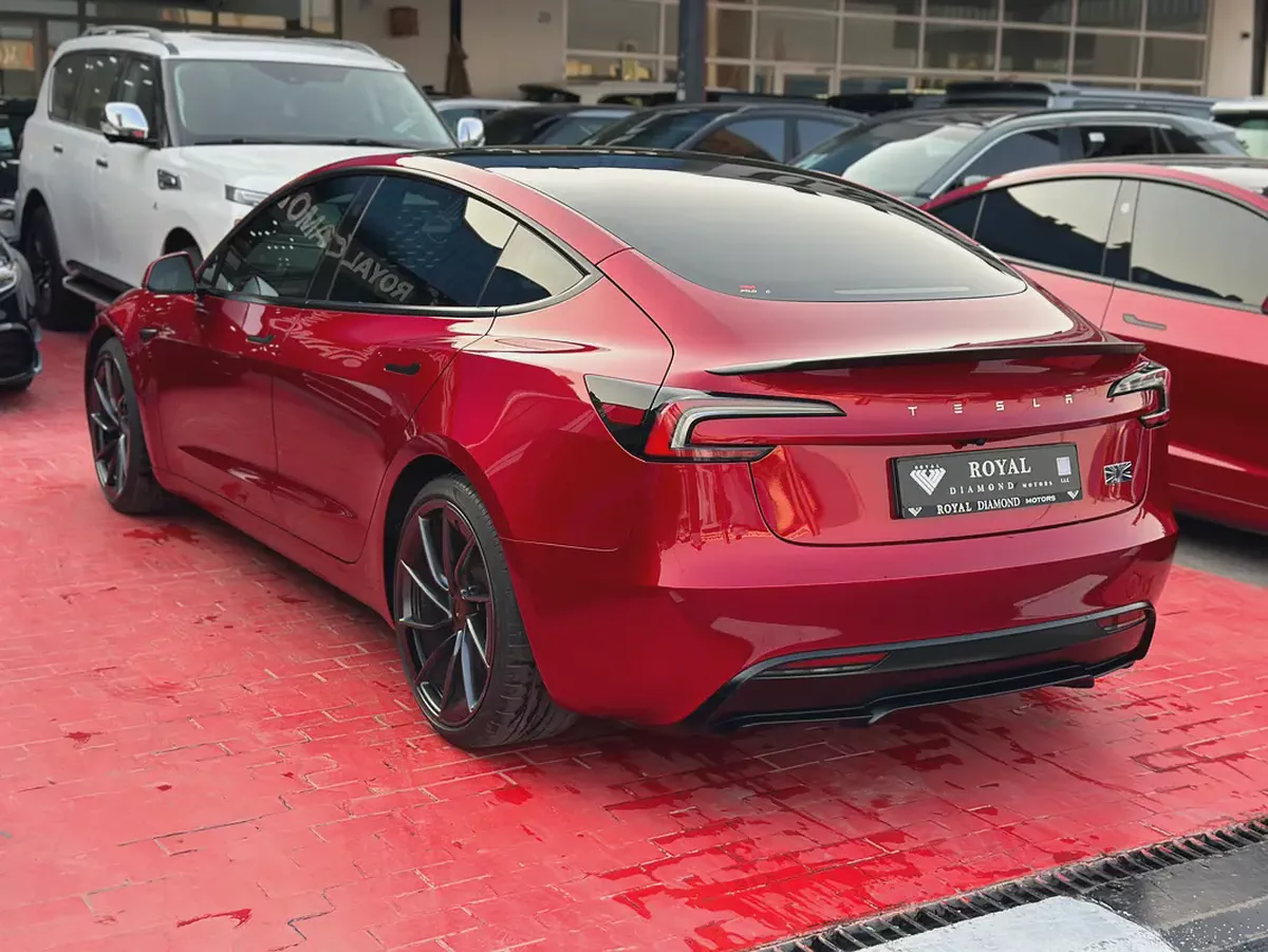 Tesla Model 3 Performance 2024 GCC Under Warranty-3-3