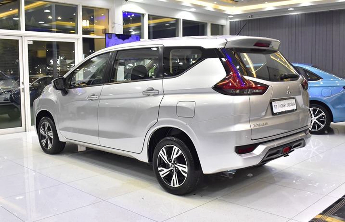 Mitsubishi Xpander ( 2022 Model ) in Silver Color GCC Specs-7-7