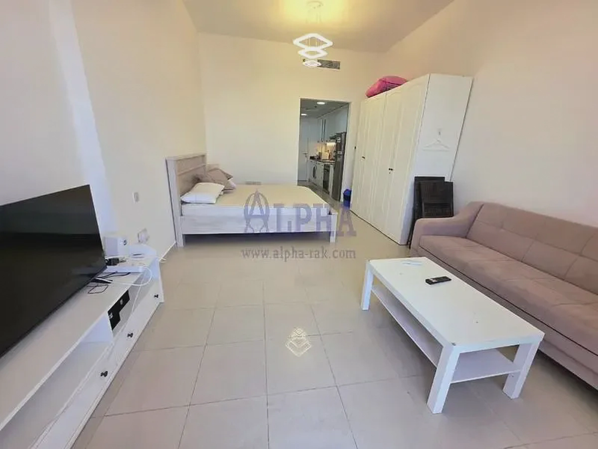 Upgrded | High floor | Furnished Studio-4-4