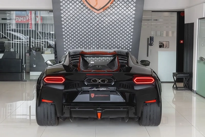 Lamborghini Temerario | 2026 | PHEV | 920 HP | AWD | Black / Yellow & Black Interior-4