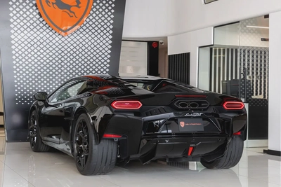 Lamborghini Temerario | 2026 | PHEV | 920 HP | AWD | Black / Yellow & Black Interior-5