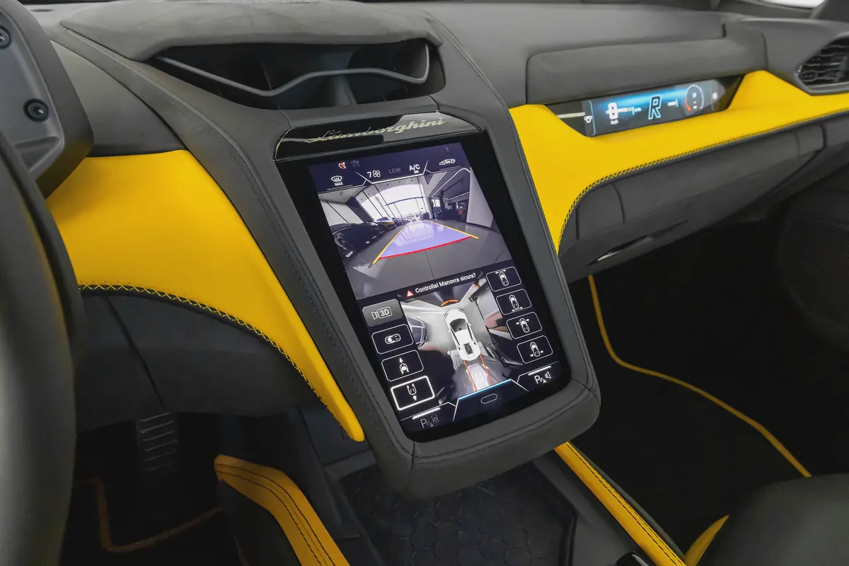 Lamborghini Temerario | 2026 | PHEV | 920 HP | AWD | Black / Yellow & Black Interior-14-14