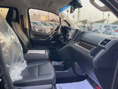 2021 Toyota Granvia Premium GCC Specs - Excellent Condition-7