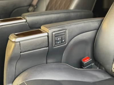 2021 Toyota Granvia Premium GCC Specs - Excellent Condition-10