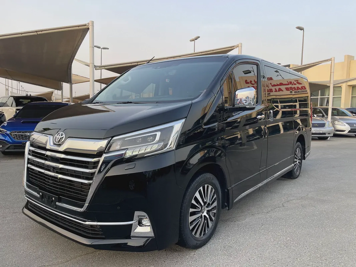 2021 Toyota Granvia Premium GCC Specs - Excellent Condition-1-1