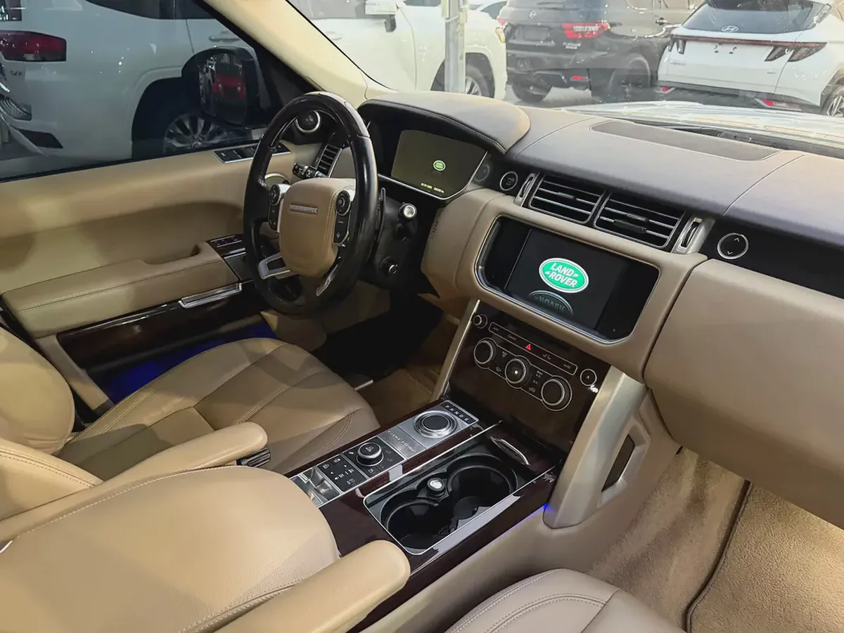 Land Rover Range Rover HSE 2016 | GCC Specs |Full History Service In Al Tayer-12-12