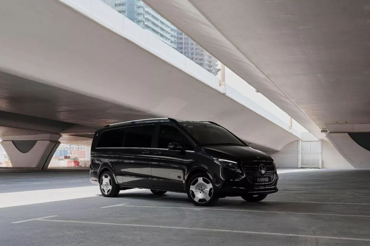 Mercedes Benz V300 AVANTGARDE MBS VIP Office – The Ultimate Luxury Land Jet