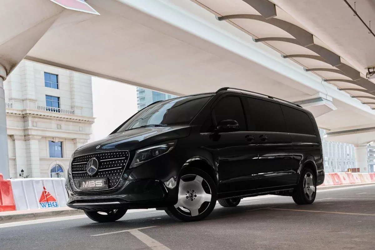Mercedes Benz V300 AVANTGARDE MBS VIP Office – The Ultimate Luxury Land Jet-2-0