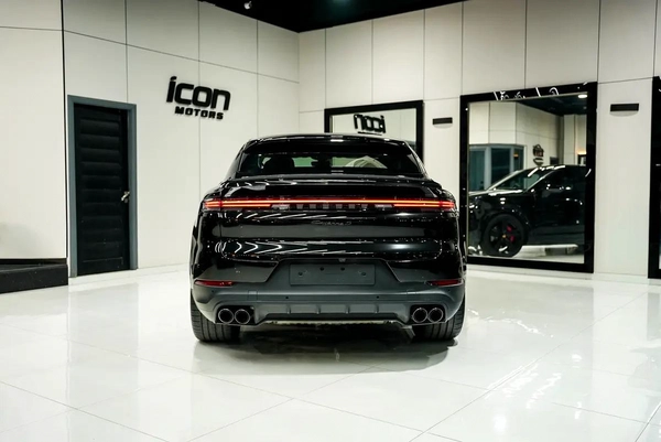 2025 Porsche Cayenne S - GCC Specs - Brand New