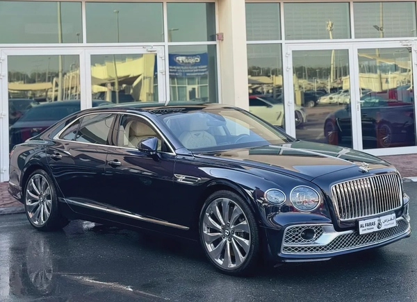 Bentley Flying spur V8 2021 fully loaded