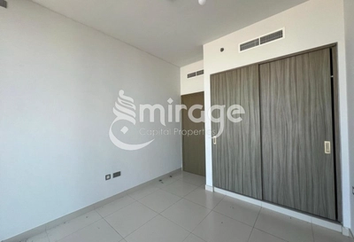 Full Sea View | Spacious 1BR | Prime Location-7