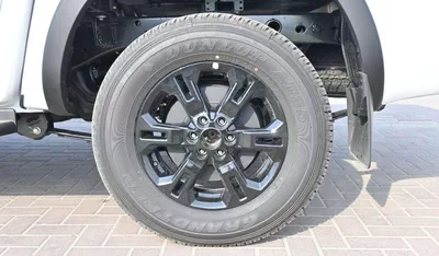 Nissan Navara NAVARA 2.5 DIESEL PRO4X 4X4  AT 2025 MY Engine Type : 2.5D Mid Output Diesel-10