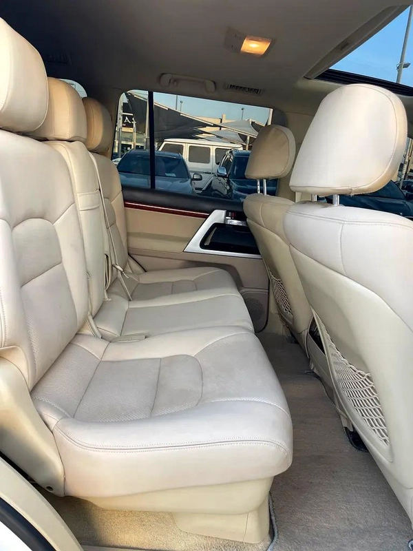 Toyota Land Cruiser VXR 2016 GCC Specs