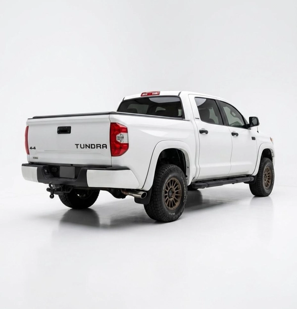 White Toyota Tundra 4x4 Pickup Truck