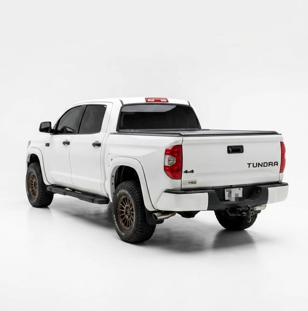 White Toyota Tundra 4x4 Pickup Truck