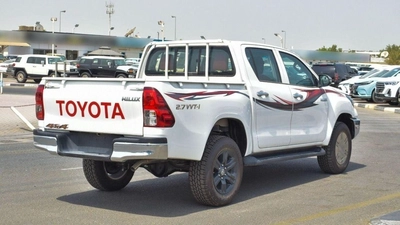 Toyota Hilux SGLX HILUX 2.7L AT-5