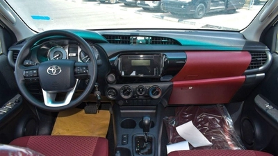 Toyota Hilux SGLX HILUX 2.7L AT-8