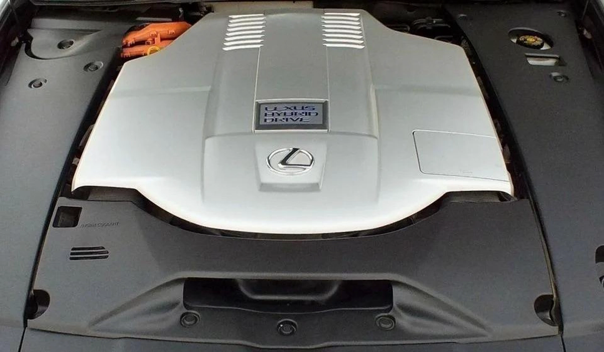 Lexus LS 600 Hybrid - VIP fully loaded with long wheel base and massaging chair -1-1
