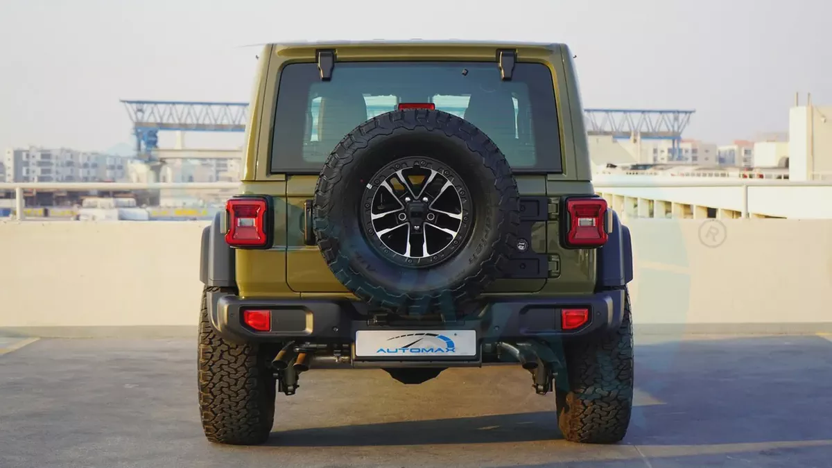 2026 Jeep Wrangler Rubicon 392 MOAB 4x4 V8 6.4L GCC 0Km With 5 Years or 100,000 km Warranty-5-5