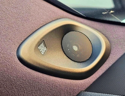 Toyota Land Cruiser VX HYBRID / BIG DVD / JBL SPKRS / LETAHER WITH MEMORY SEATS (CODE # VXH25)-10
