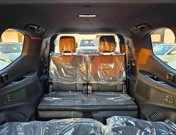 Toyota Land Cruiser VX HYBRID / BIG DVD / JBL SPKRS / LETAHER WITH MEMORY SEATS (CODE # VXH25)