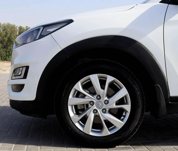 Hyundai Tucson GLS Hyundai Tucson AWD | 2.4 L | 2020 | GCC | Accident-Free | 832 P.M