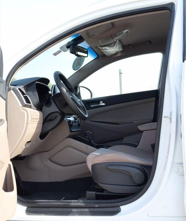 Hyundai Tucson GLS Hyundai Tucson AWD | 2.4 L | 2020 | GCC | Accident-Free | 832 P.M