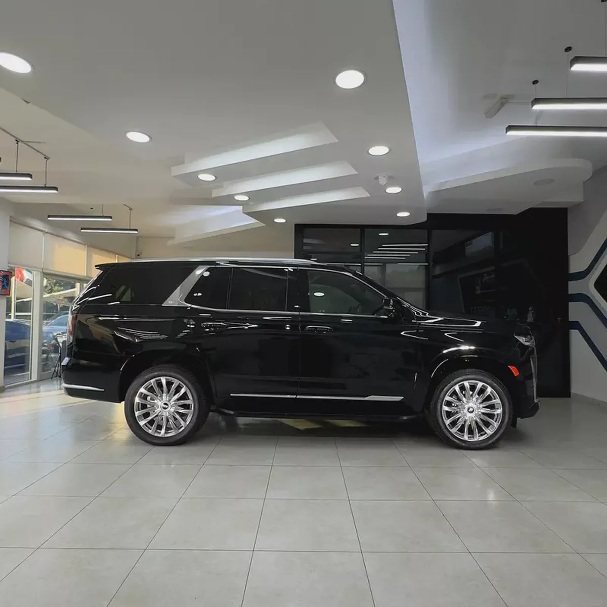 2024 Cadillac Escalade Premium Luxury-2-2