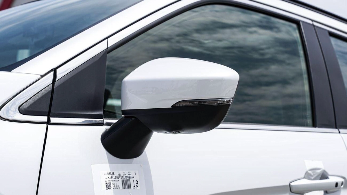 Mitsubishi Eclipse Cross-13-13