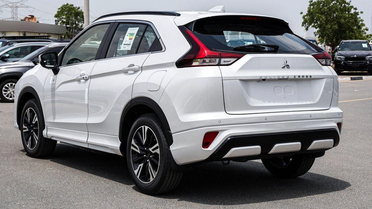 Mitsubishi Eclipse Cross-16-16