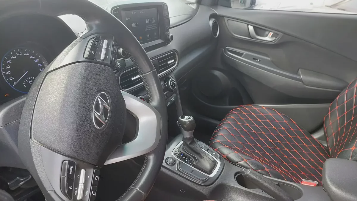 Hyundai Kona SE 2019 GCC Specs-19-19