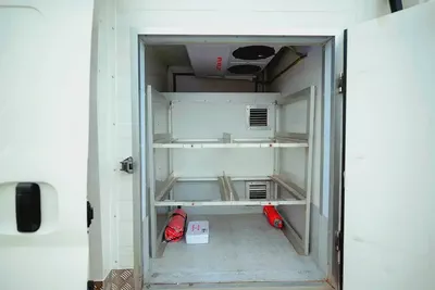 High Roof | Manual | Freezer Van | GCC Specs | Ref#T03523-8