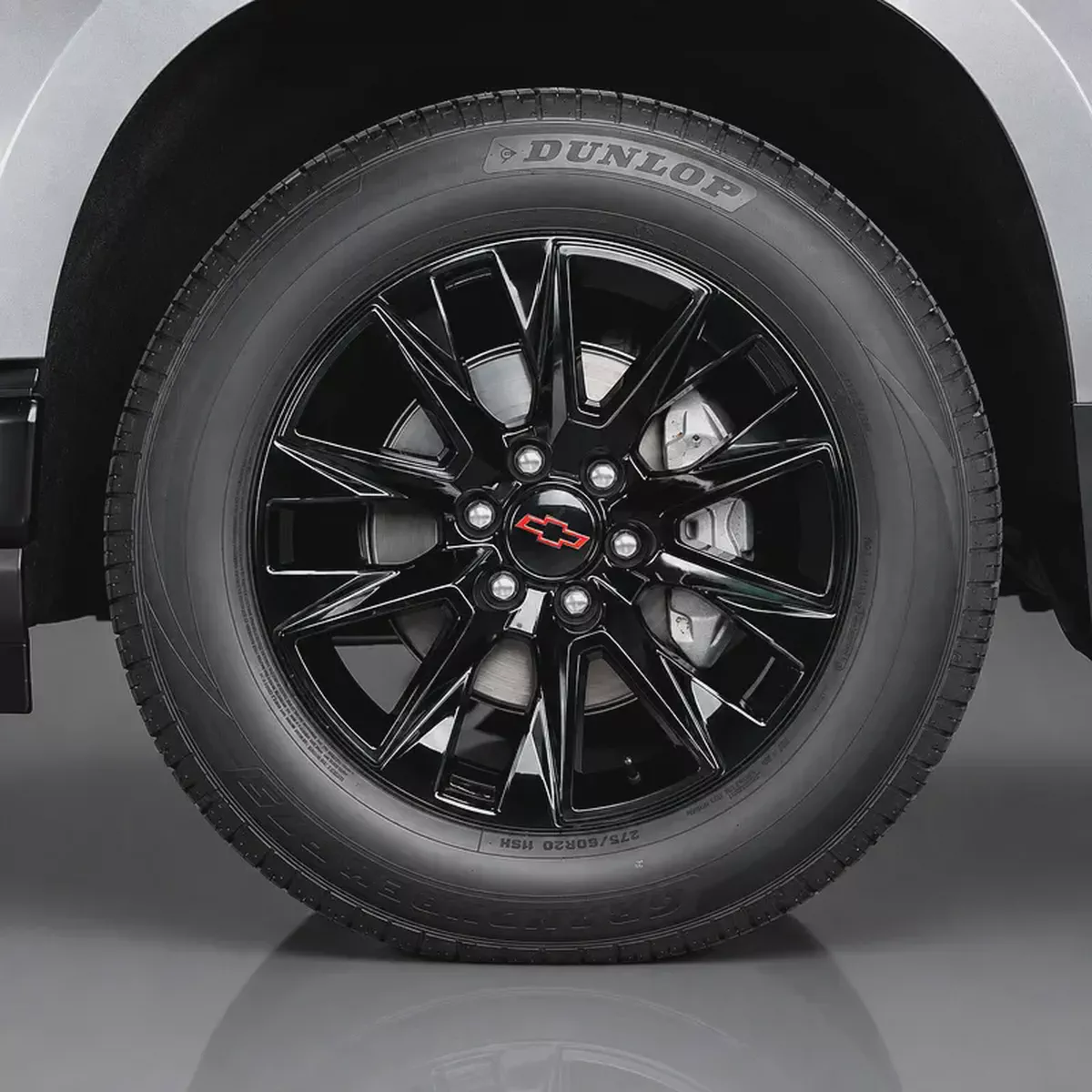AED 2,586  P.M • 0% Downpayment •  Chevrolet Silverado 1500 LT • 1 Year Warranty-4-4
