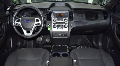 Ford Taurus ( 2015 Model ) in Black Color American Specs-3