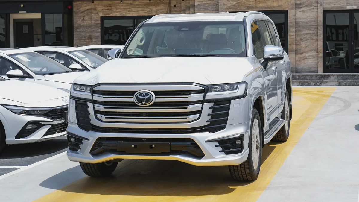 Brand New Toyota Land Cruiser VXR 4.0  2026 | GCC Specs | Zero Mileage