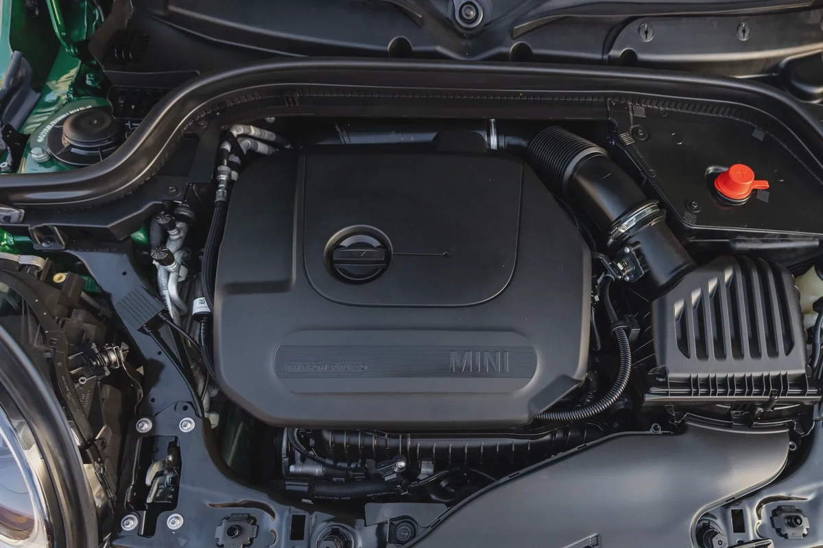 MINI Hatch Cooper 2024-15-15