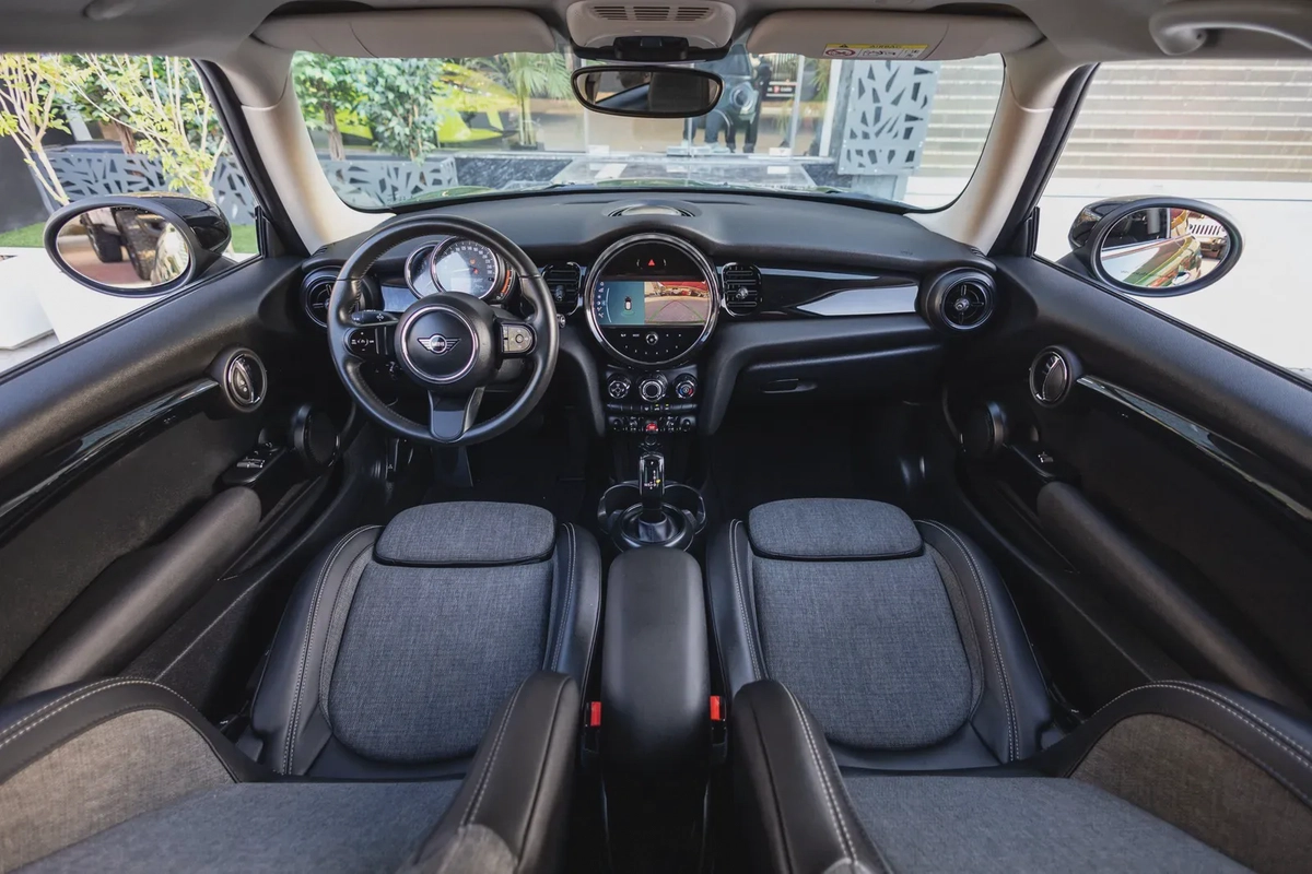 MINI Hatch Cooper 2024-2-2