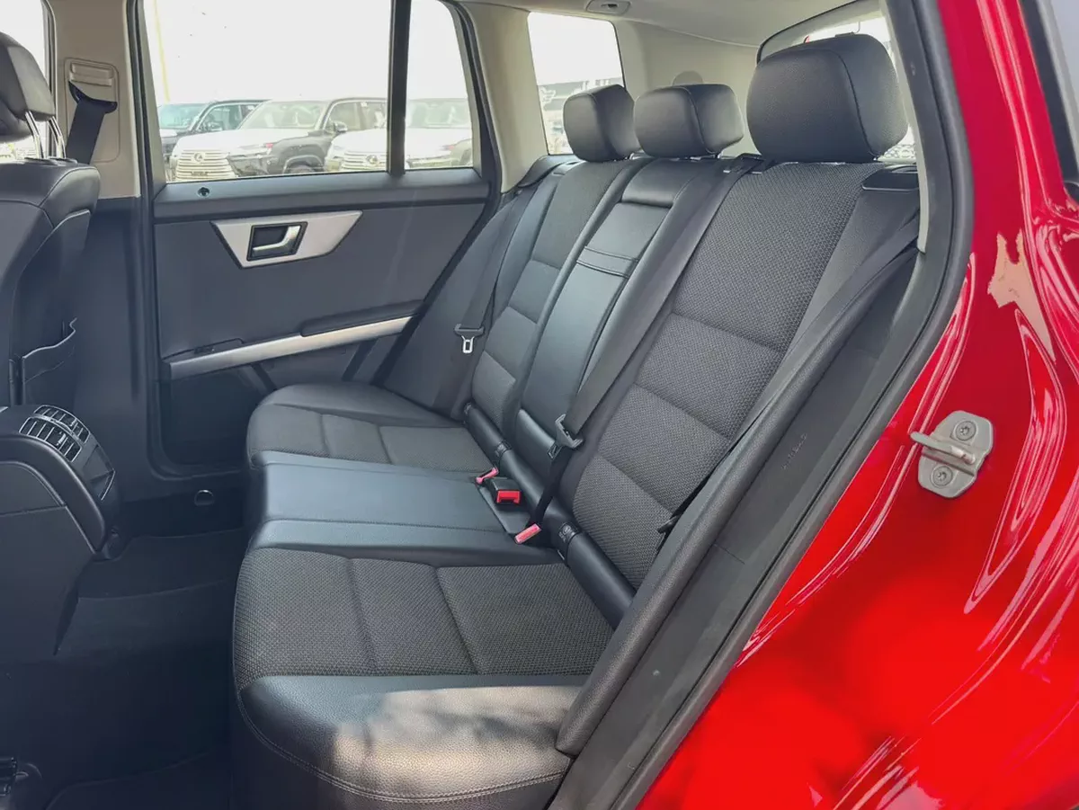 BENZ GLK300 | 2011 | MINT CONDITION | FRESH JAPAN IMPORT-10-10