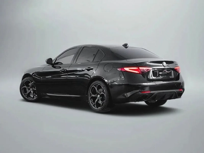 2,770 AED / 60 months | 0% DP | 2023 Alfa Romeo Giulia Estrema / Alfa Romeo Warranty-1