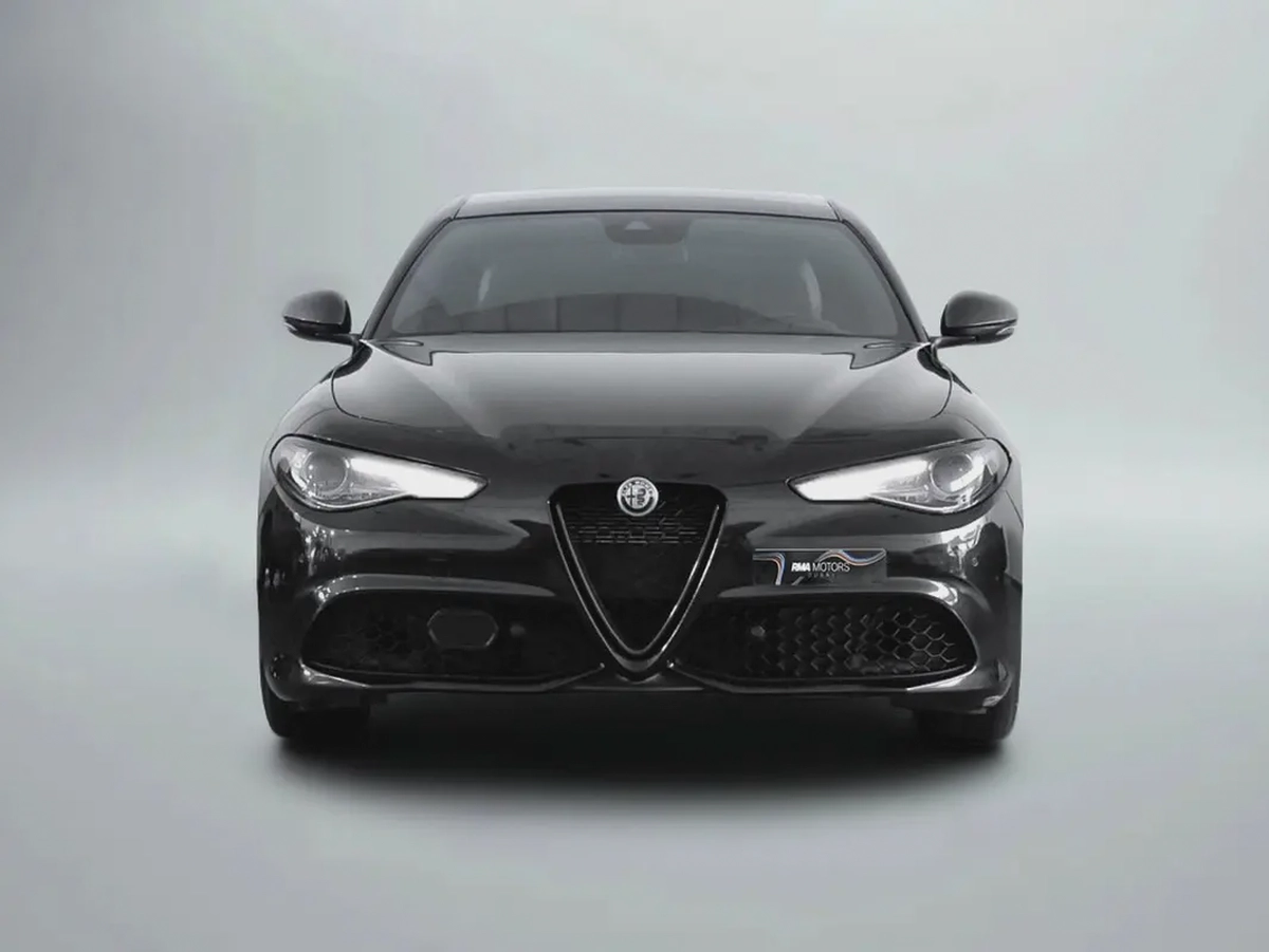 2,770 AED / 60 months | 0% DP | 2023 Alfa Romeo Giulia Estrema / Alfa Romeo Warranty-2-2