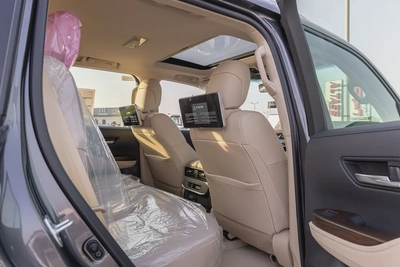 Toyota Land Cruiser GXR | GCC Specs | Brand New | Fully Loaded | 4WD | Luxury SUV-12