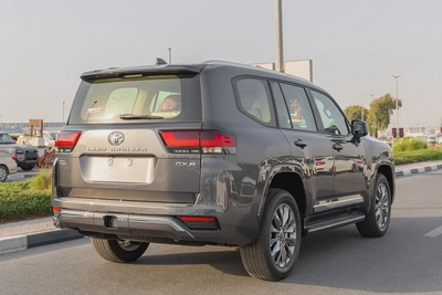 Toyota Land Cruiser GXR | GCC Specs | Brand New | Fully Loaded | 4WD | Luxury SUV-3