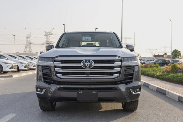 Toyota Land Cruiser GXR | GCC Specs | Brand New | Fully Loaded | 4WD | Luxury SUV